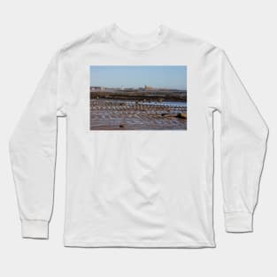 Newbiggin Bay at low tide Long Sleeve T-Shirt